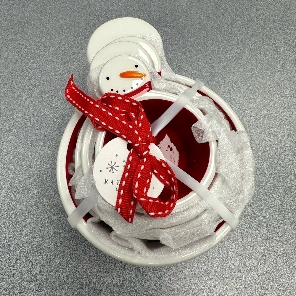BRAND NEW RAE DUNN SNOWMAN MEASURING CUPS! - Picture 3 of 7